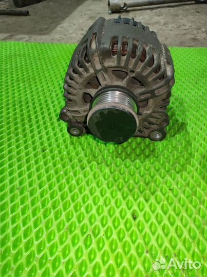 Генератор VAG passat B6 BVY