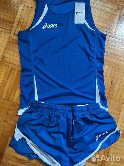 Форма спортивная asics