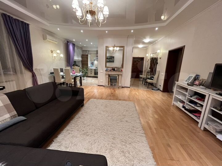 2-к. квартира, 80 м², 4/5 эт.