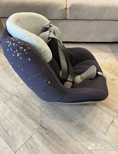 Автокресло maxi cosi (9-18кг) + база