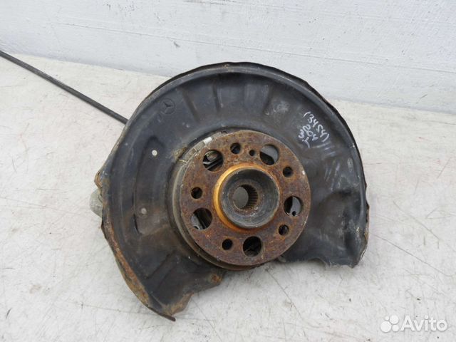 Ступица задняя левая Mercedes C-klasse W204