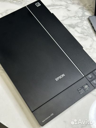 Сканер Epson Perfection V33