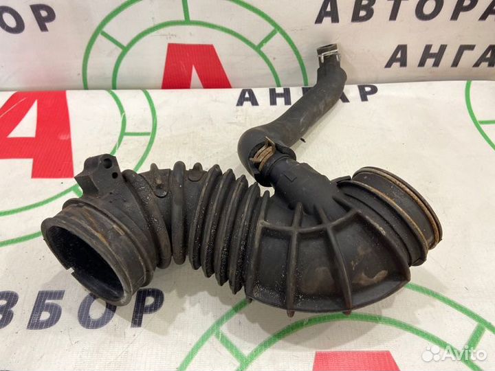 Гофра воздушного фильтра Toyota Avensis T25 1zzfe