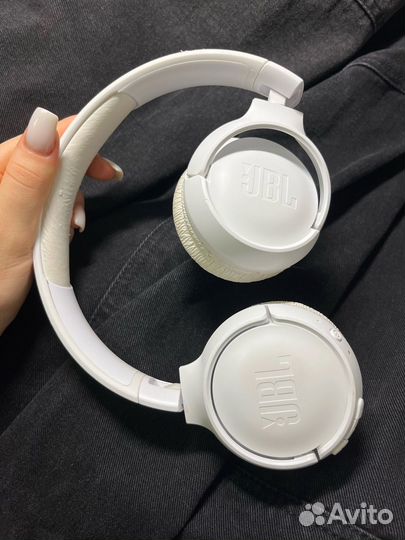 Наушнии jbl pure bass