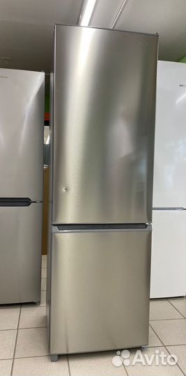 Холодильник с морозильником dexp B220AMA