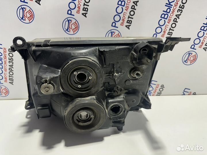 Фара правая Toyota Land Cruiser 100 2003