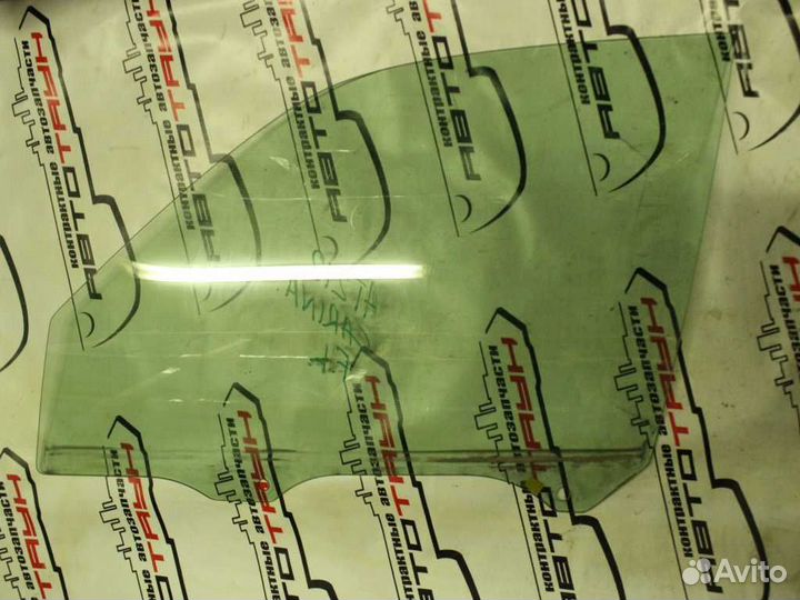 Стекло двери toyota carina corona premio AT210 AT2