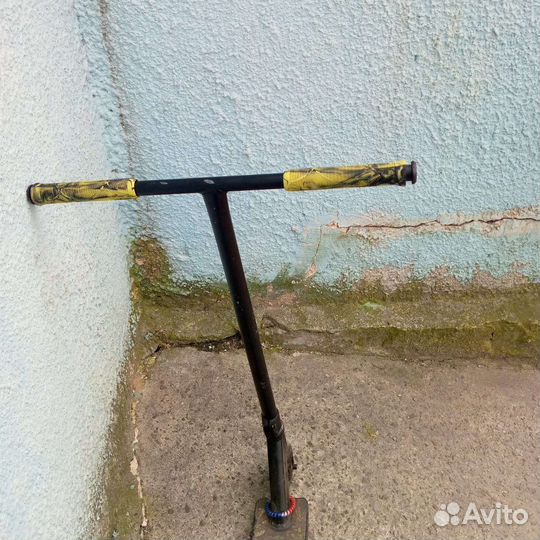 Трюковой самокат