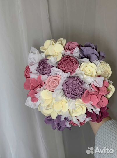 Сладкий подарок девушке