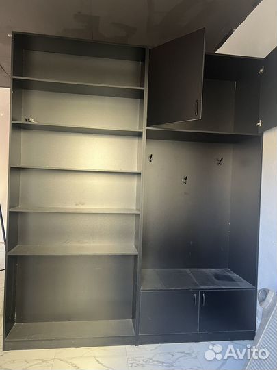 Новые шкафы и доски белые