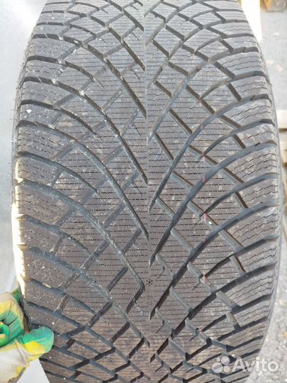 Nokian Tyres Hakkapeliitta R5 SUV 285/40 R22