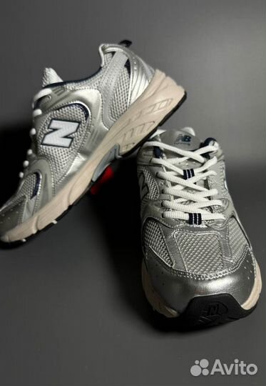 Кроссовки New Balance 530 премиум