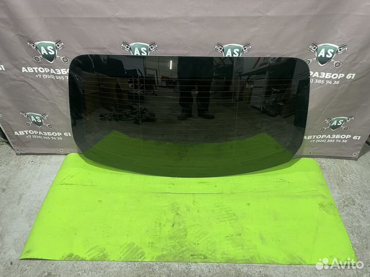 Стекло заднее Mercedes C-class W205