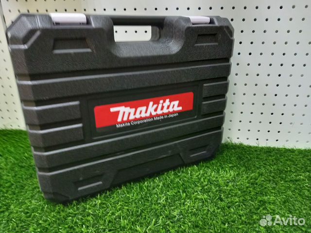 Аккумуляторная болгарка makita