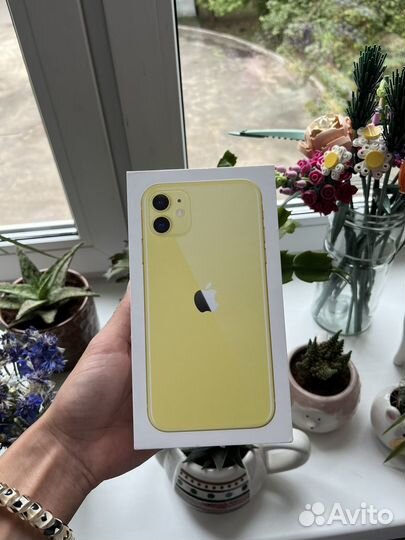 Коробка от iPhone 11