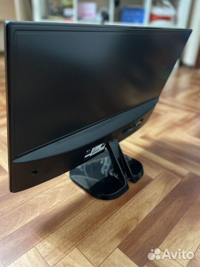 Монитор LG 24 дюйма