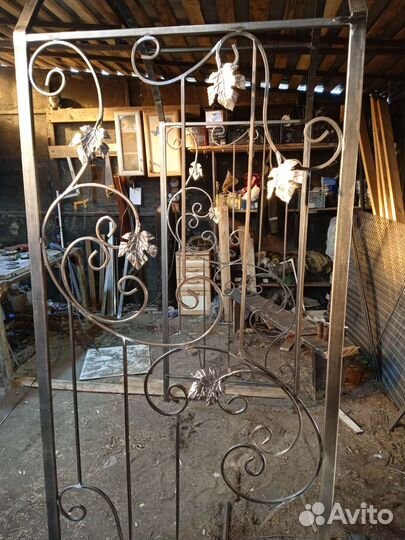 Арка садовая