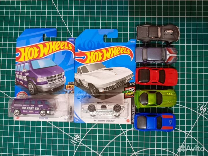 Hot wheels 1:64