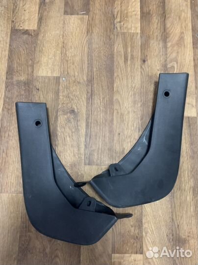 Подкрылки задние nissan