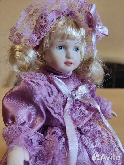 Керамическая кукла