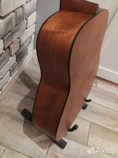 Продается акустическая гитара yamaha fg800m