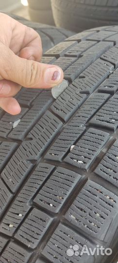 Yokohama Ice Guard IG30 215/60 R17 96