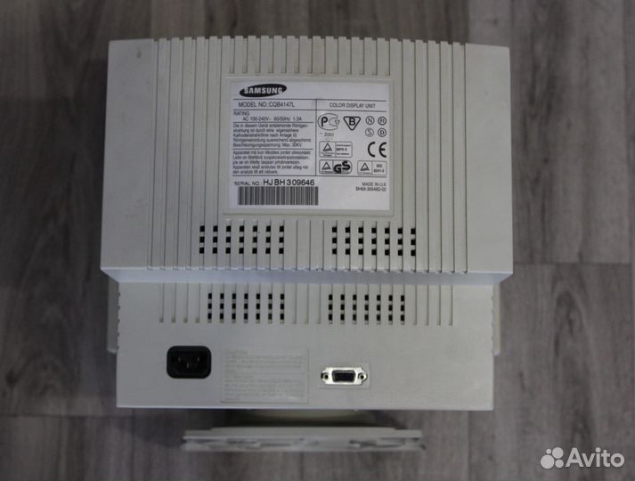 Монитор samsung