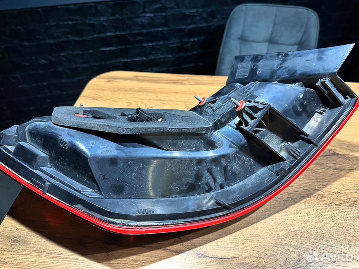 Фара задняя правая mercedes w212