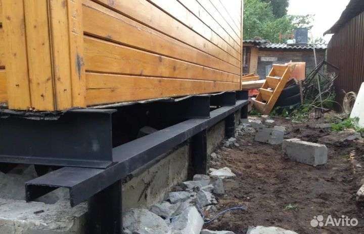 Бригада строителей