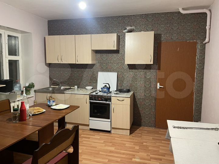 Комната 35 м², 1/2 эт.