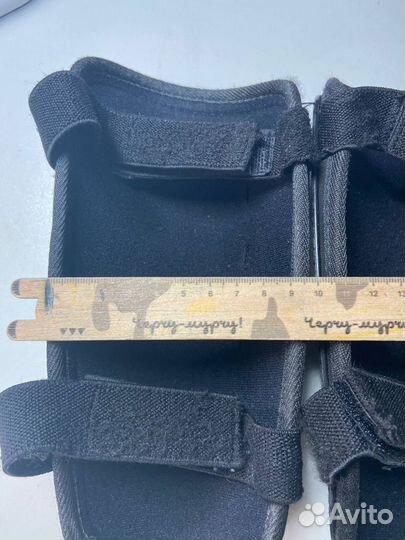 Футбольная защита demix