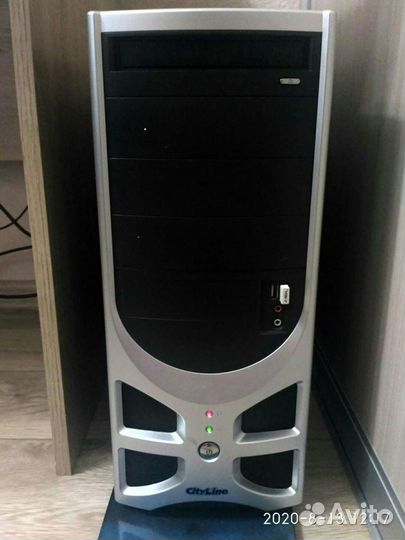 Компьютер с монитором