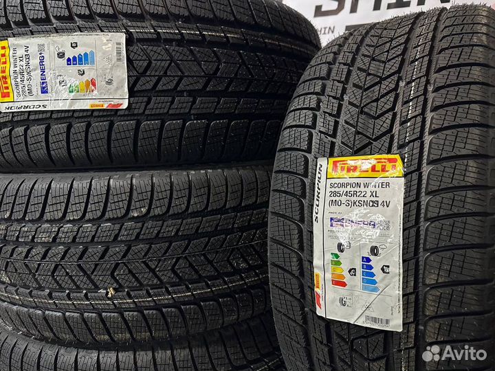 Pirelli Scorpion Winter 285/45 R22
