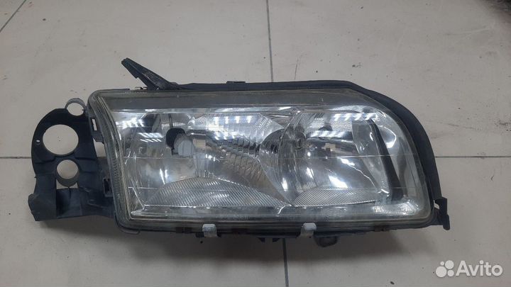Фара передняя правая Volvo S80