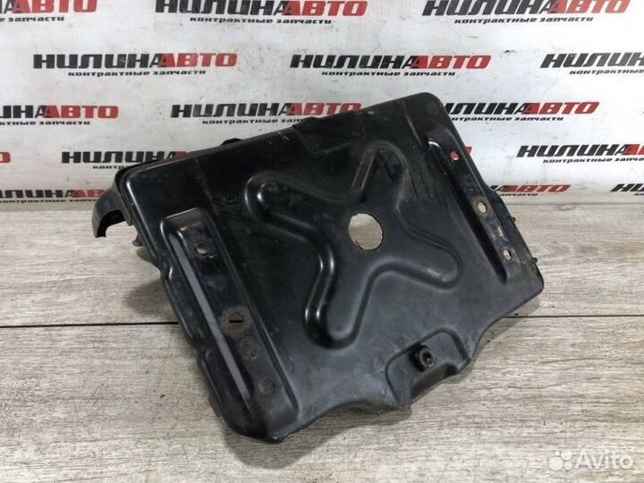 Площадка аккумулятора Suzuki Sx4 1.6 2008