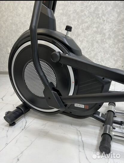 Эллиптический тренажер