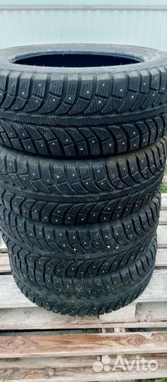 GT Radial Champiro IcePro 205/55 R16