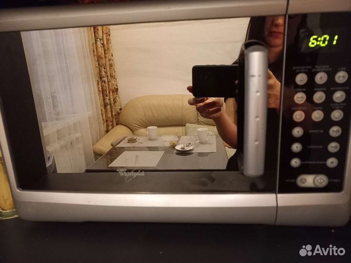 Микроволновая печь whirlpool