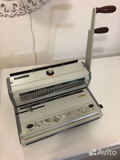 Брошюратор на металлическую пружину WireMac 31