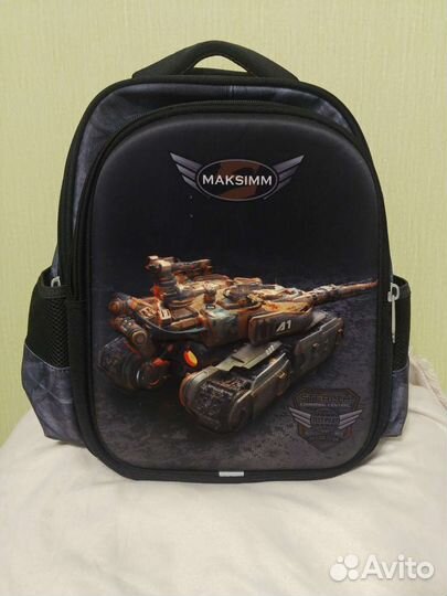 Портфель рюкзак школьный