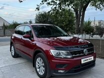 Volkswagen Tiguan 1.4 AMT, 2018, 128 200 км, с пробегом, цена 2 180 000 руб.