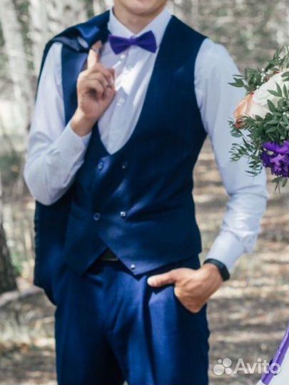 Мужской костюм тройка