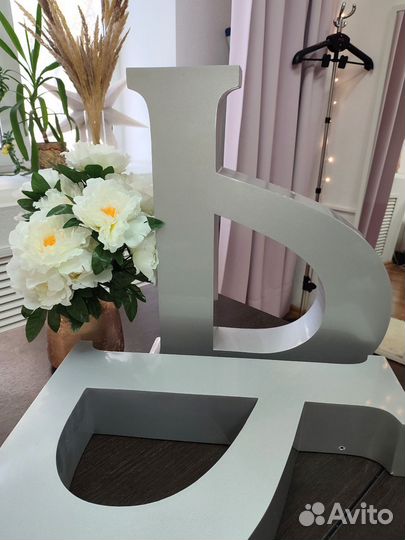 Декоративные гигантские буквы