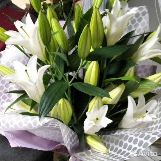 Букет из лилий