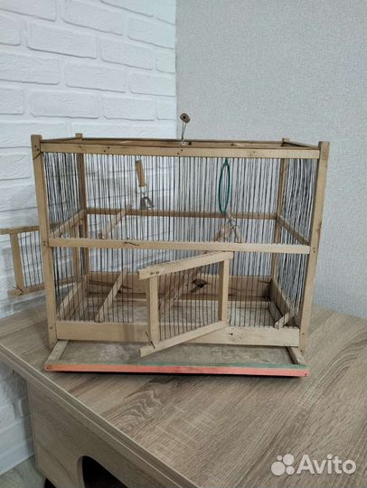 Клетка для птиц из дерева
