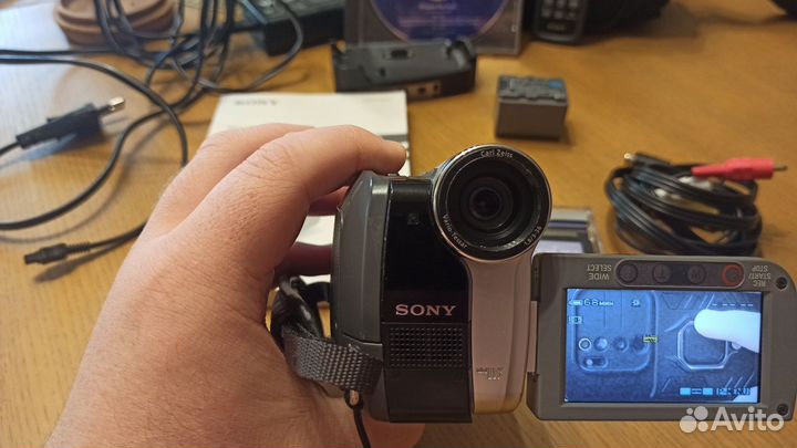 Sony handycam dcr hc46