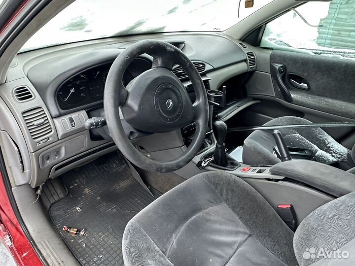 Renault Laguna 2 в разборе