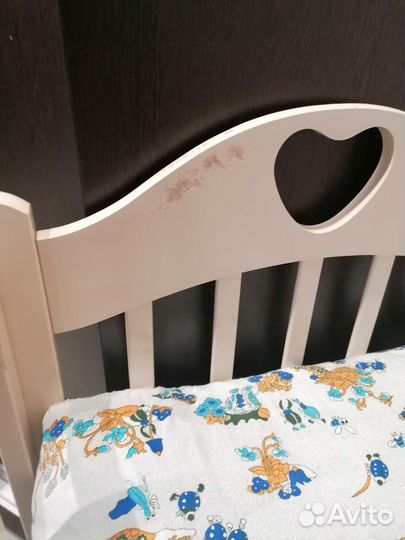 Детская кроватка