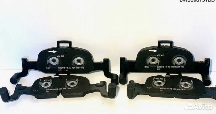 Тормозные колодки Volkswagen 8W0698151BB