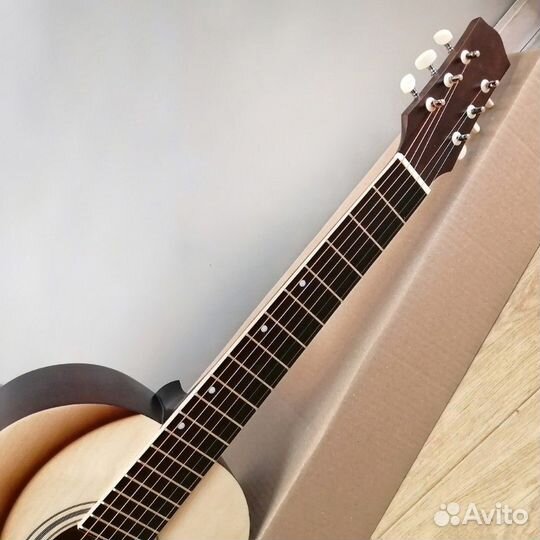 Гитара новая акустическая